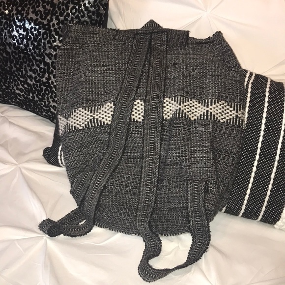 Drawstring Backpack 🎒 - Picture 2 of 4